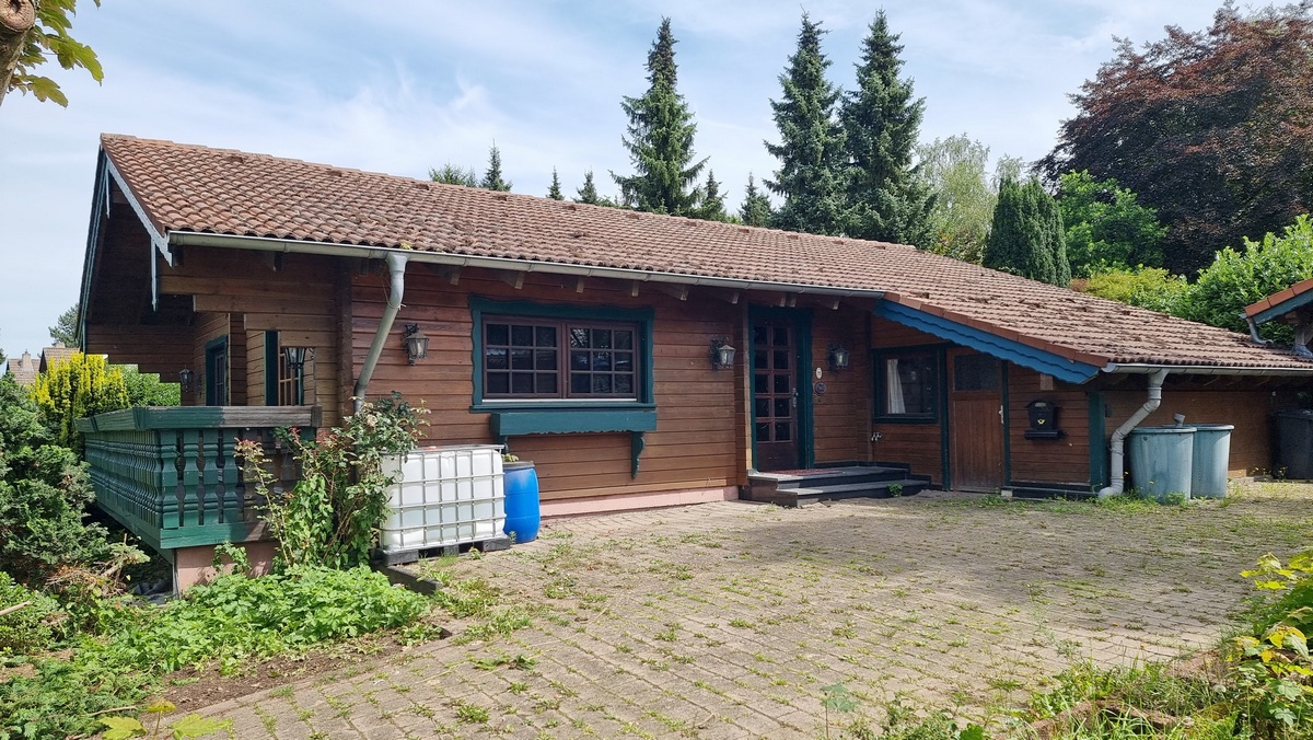 Massivholzbungalow in Bad Honnef zu verkaufen